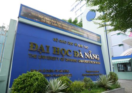 ベトナム ダナン大学との取り組み